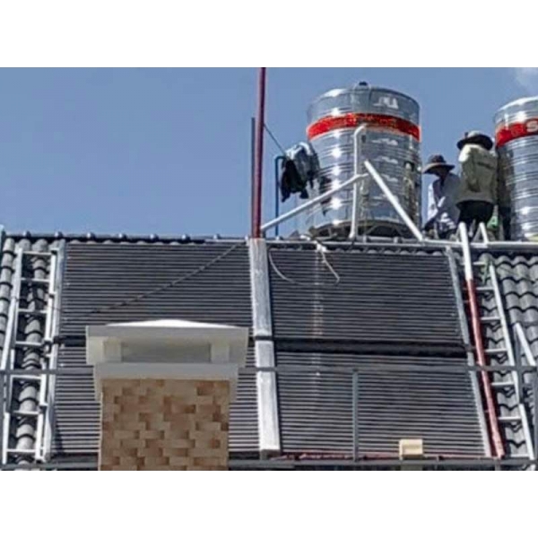 Máy Nước Nóng Năng Lượng Mặt Trời Công Nghiệp 1.500L